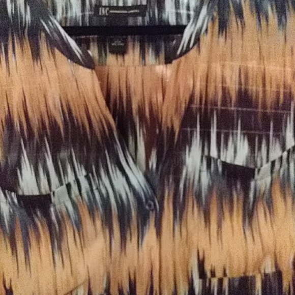 Ladies blouse - Picture 2 of 2